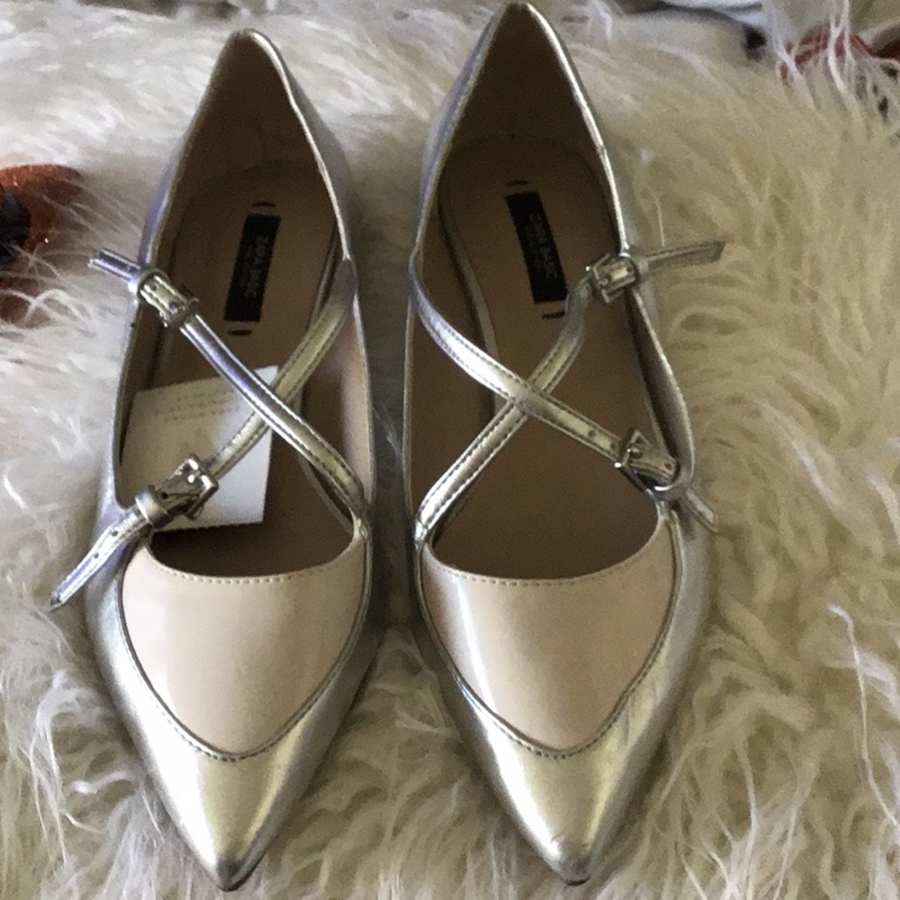 Zara flat sandals size 7.5